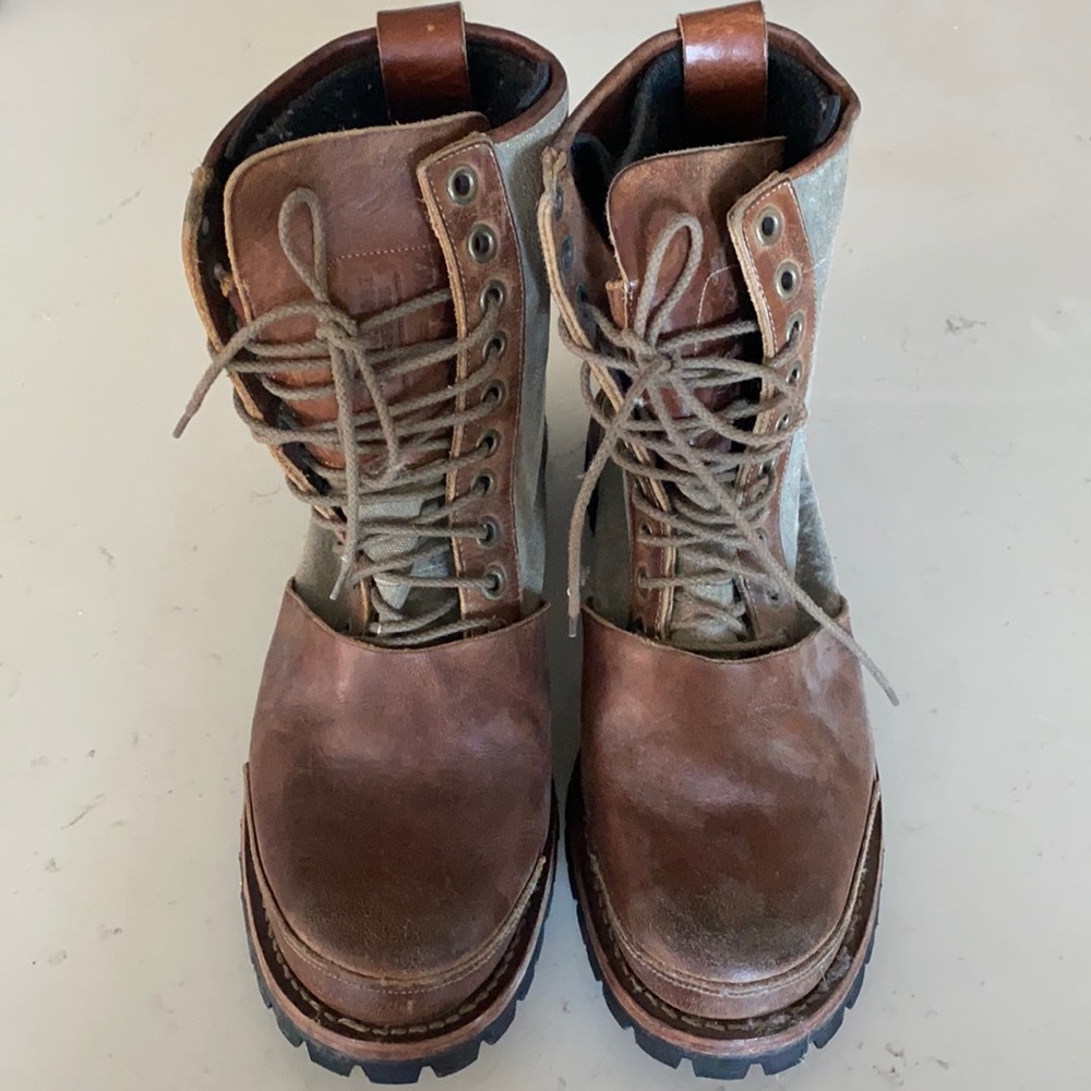 Timberland Leather Company Vibram Men’s Boots